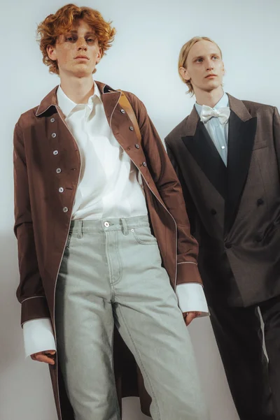 Look 15